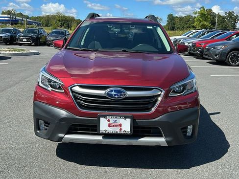 Certified 2022 Subaru Outback Limited image 8