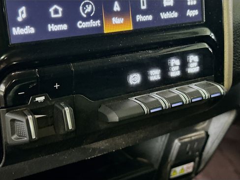 Used 2024 RAM 2500 Laramie w/ Safety Group image 26