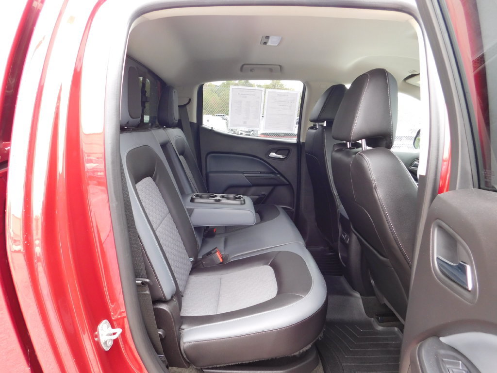 Used 2018 Chevrolet Colorado Z71 AWD/4WD image 12
