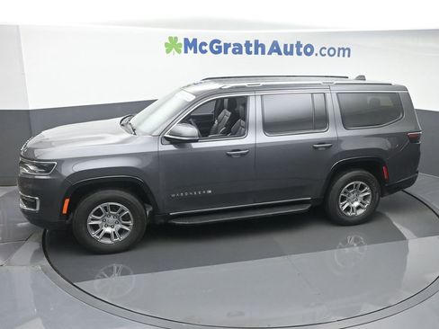 Used 2022 Jeep Wagoneer Series I w/ Convenience Group I AWD/4WD image 24