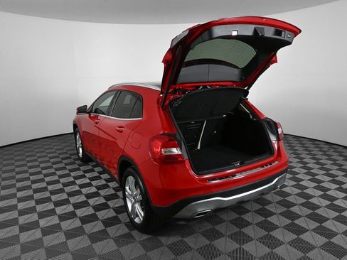 Used 2019 Mercedes-Benz GLA 250 4MATIC image 31