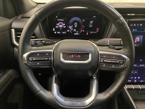 Used 2025 GMC Terrain Elevation AWD/4WD image 22