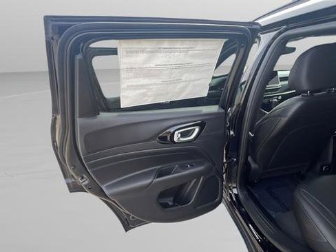 New 2026 Jeep Compass Latitude AWD/4WD image 23