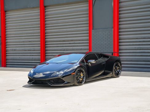 Used 2016 Lamborghini Huracan LP 610-4 AWD/4WD image 1