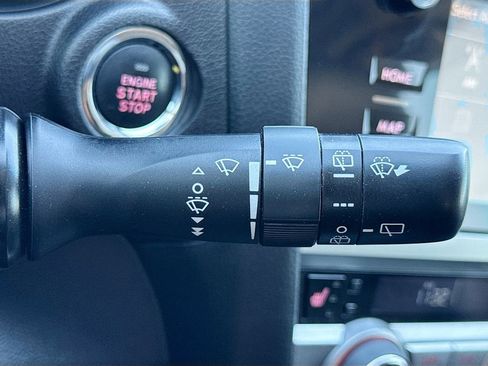 Used 2017 Subaru Outback 2.5i Limited image 15