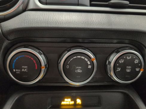 Used 2020 FIAT 124 Spider Classica w/ Technology Group image 23