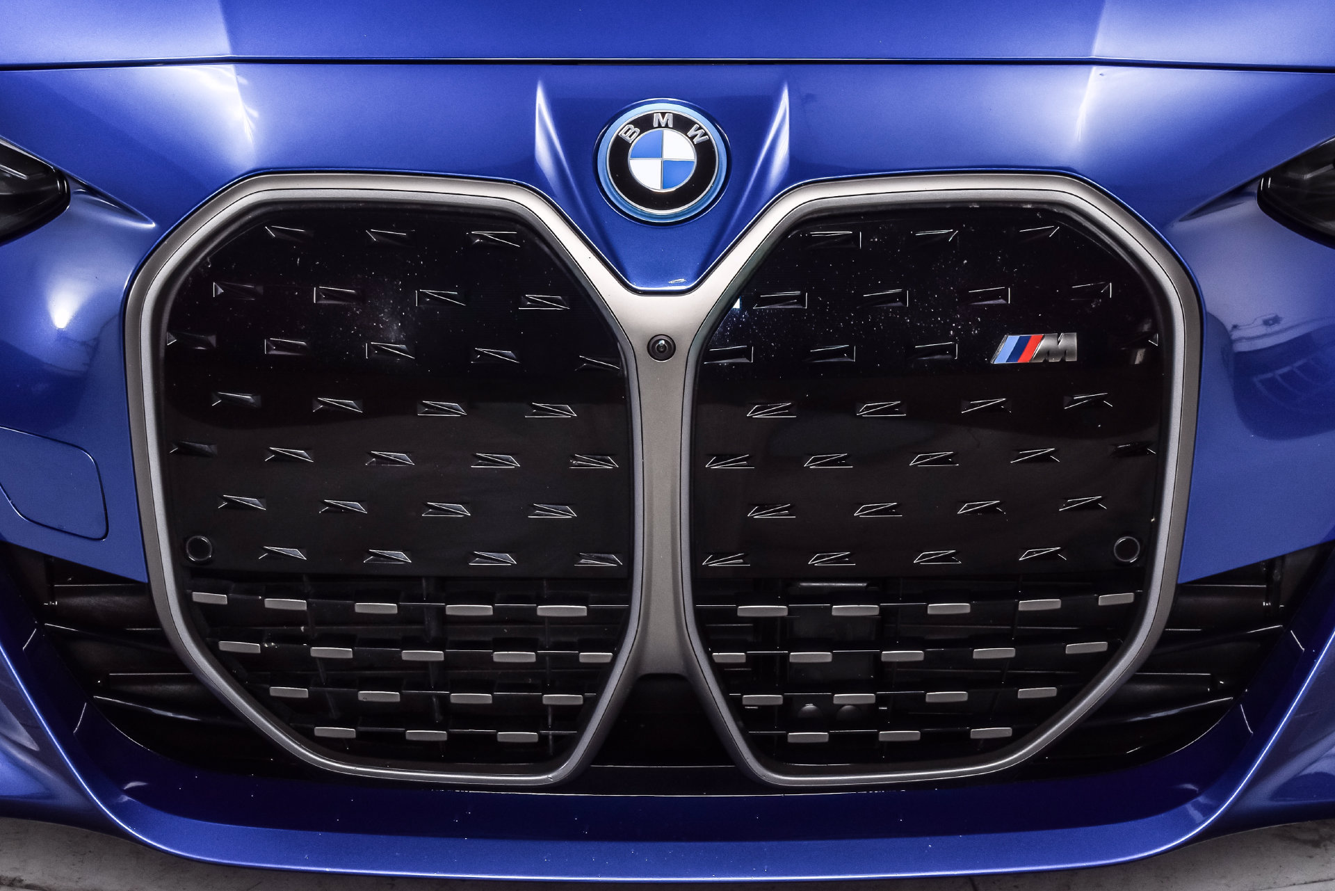 Used 2024 BMW i4 M50 w/ Premium Package AWD/4WD image 9