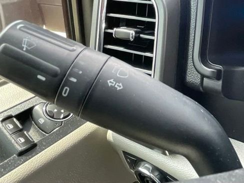 Used 2015 Ford F150 XLT w/ Equipment Group 301A Mid image 20