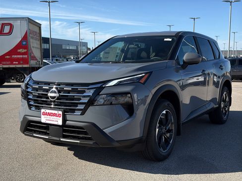 New 2026 Nissan Rogue SV image 2