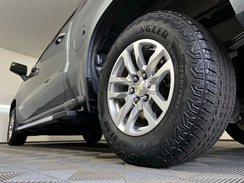 Used 2021 Chevrolet Silverado 1500 LT image 25