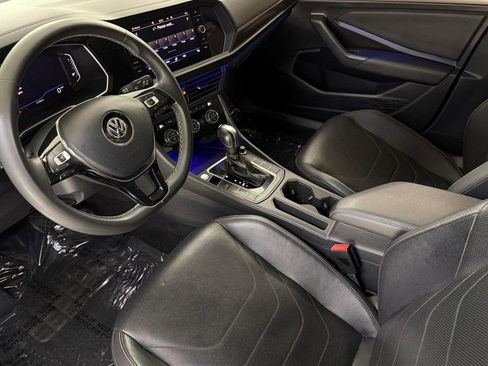 Used 2021 Volkswagen Jetta SEL Premium FWD image 4