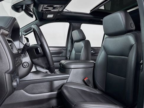 Used 2023 Chevrolet Tahoe Z71 w/ Luxury Package image 17