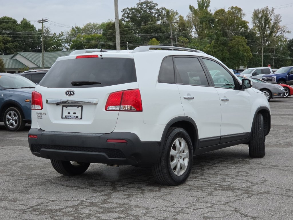 Used 2013 Kia Sorento LX w/ Convenience Pkg FWD image 7