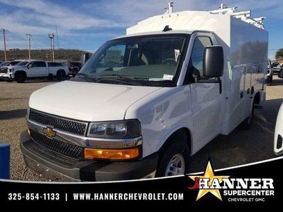 New 2025 Chevrolet Express 3500 w/ Power Convenience Package
