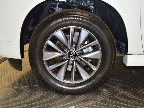 Certified 2025 INFINITI QX80 Pure RWD image 13