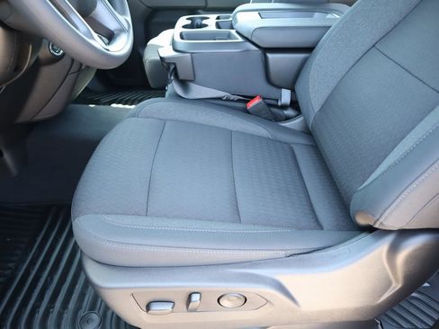 New 2025 Chevrolet Silverado 1500 Custom image 7