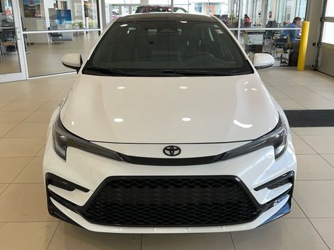 New 2026 Toyota Corolla SE w/ SE Package FWD image 3