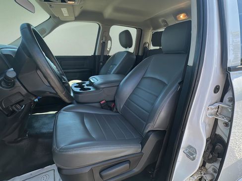 Used 2017 RAM 1500 Tradesman RWD image 17