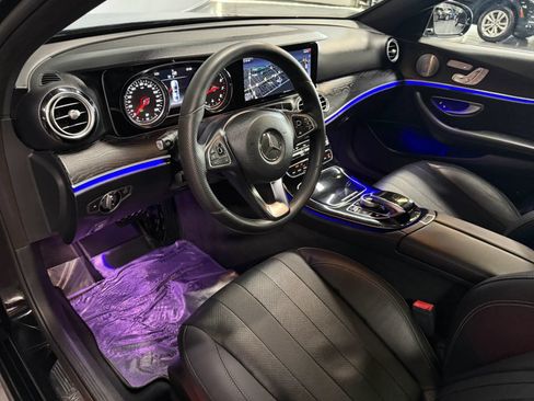 Used 2017 Mercedes-Benz E 300 4MATIC image 17