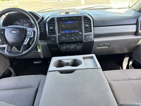 Used 2021 Ford F250 4x4 Crew Cab Super Duty image 15