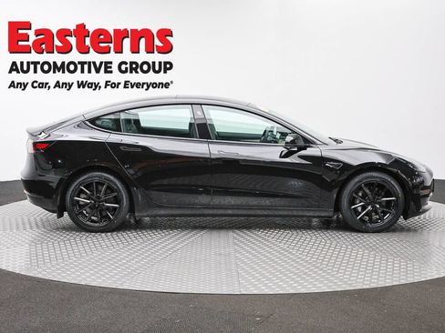 Used 2023 Tesla Model 3 Standard Range RWD image 4