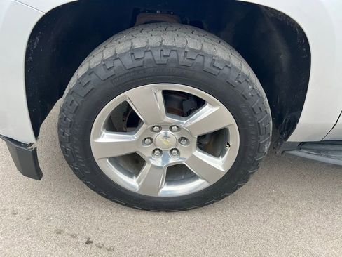 Used 2019 Chevrolet Tahoe LT image 12