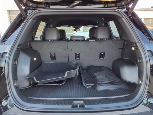 New 2026 Chevrolet Equinox LT w/ Convenience Package II image 8