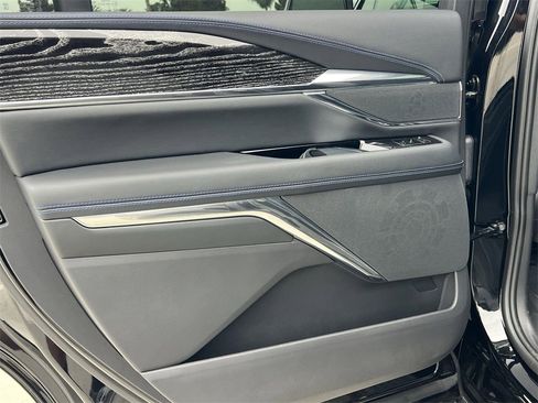 New 2026 Cadillac Escalade IQ Luxury 1 image 27