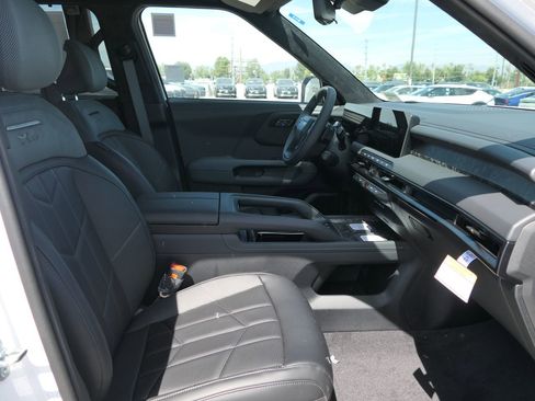 New 2027 Kia Telluride SX Prestige X-Pro AWD/4WD image 24