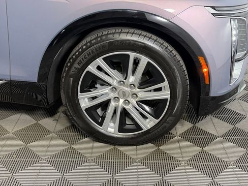 Used 2024 Cadillac Lyriq Tech RWD image 12
