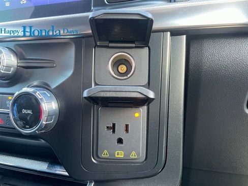 Used 2023 Ford F150 Raptor w/ Raptor Carbon Fiber Package image 38