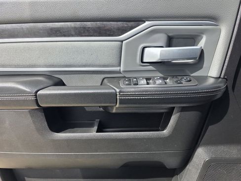 Used 2024 RAM 2500 Big Horn image 17