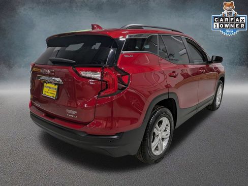 Used 2023 GMC Terrain SLE w/ Driver Convenience Package AWD/4WD image 4