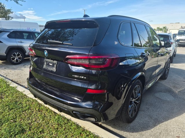 Used 2022 BMW X5 xDrive45e w/ M Sport Package AWD/4WD image 4