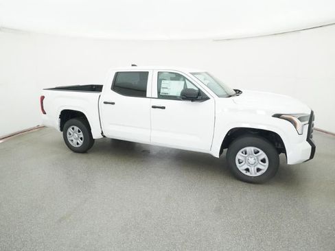 New 2026 Toyota Tundra SR image 12