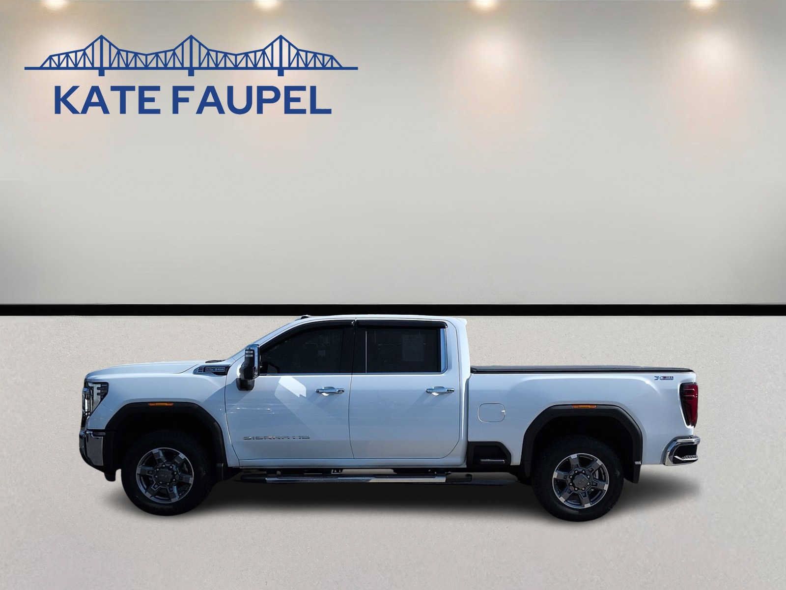Used 2026 GMC Sierra 2500 SLT w/ SLT Premium Package AWD/4WD image 3