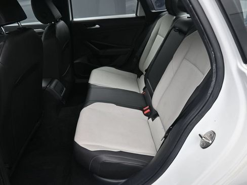 Used 2020 Volkswagen Jetta R-Line w/ R-Line Cold Weather Package FWD image 21