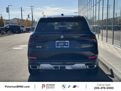 New 2026 BMW X5 xDrive50e image 5