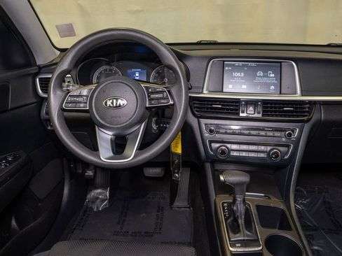 Used 2019 Kia Optima LX image 6