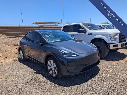 Used 2024 Tesla Model Y 2WD image 4