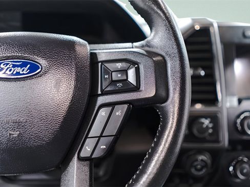 Used 2020 Ford F150 XLT w/ Equipment Group 302A Luxury image 12