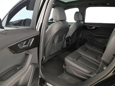 Used 2025 Audi Q7 3.0T Premium Plus image 27