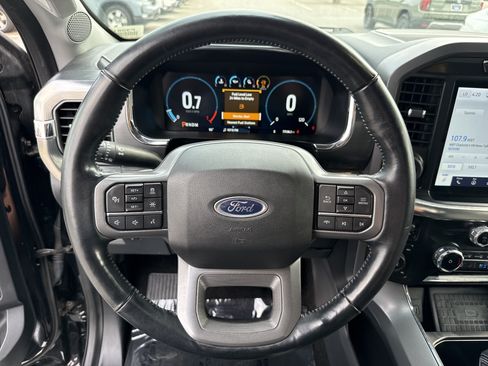 Used 2022 Ford F150 Lariat w/ Equipment Group 502A High AWD/4WD image 18