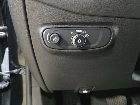Used 2024 Chevrolet Equinox LT w/ LPO, Floor Liner Package AWD/4WD image 28