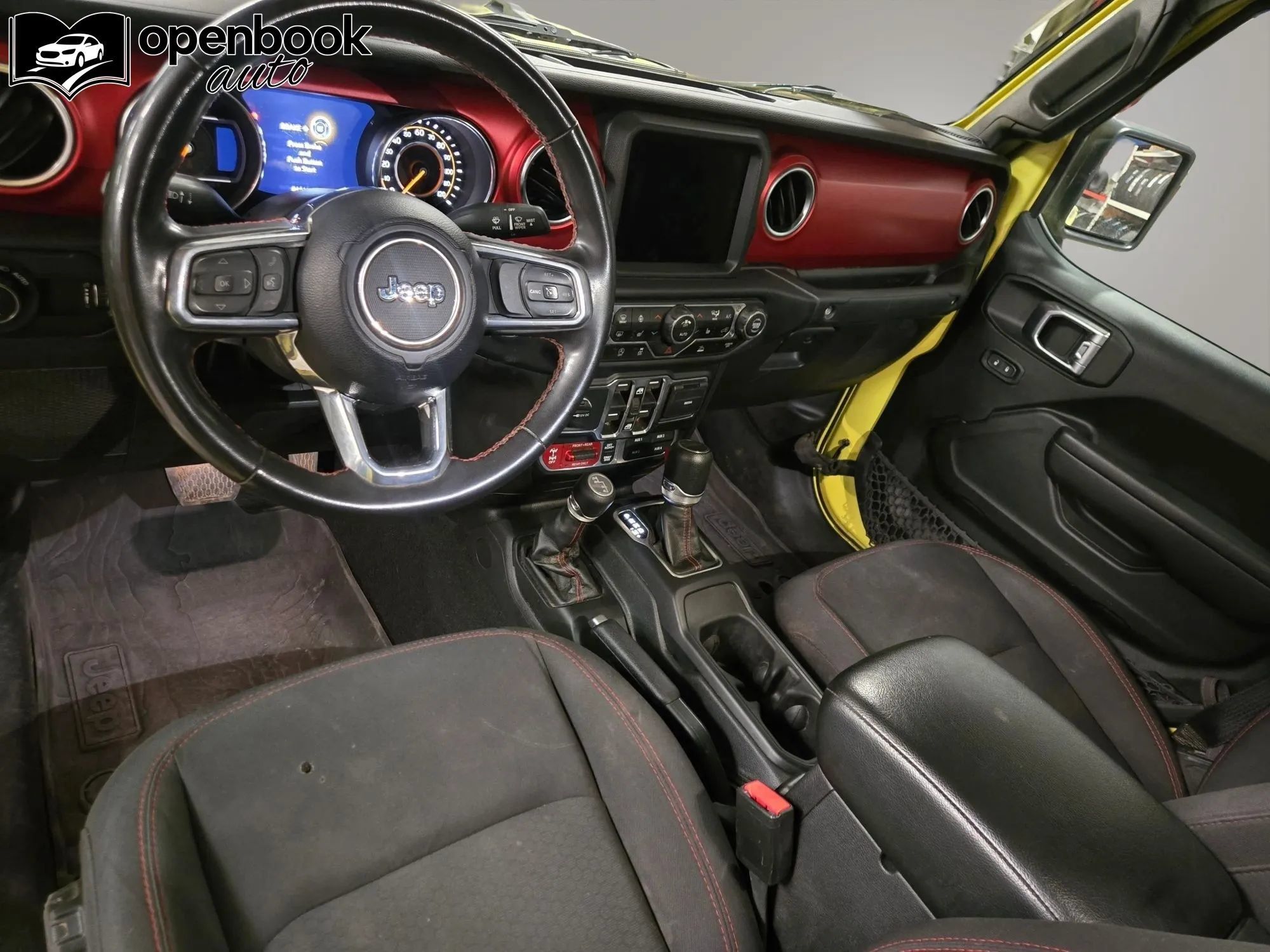 Used 2023 Jeep Gladiator Rubicon w/ Cold Weather Group AWD/4WD image 9