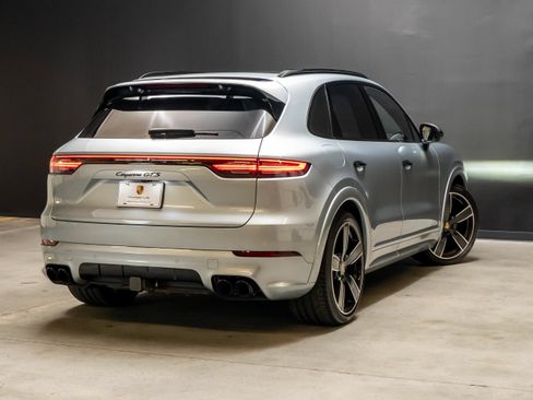 Certified 2022 Porsche Cayenne GTS AWD/4WD image 7