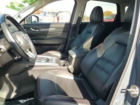 Used 2024 MAZDA CX-5 Carbon Edition image 11