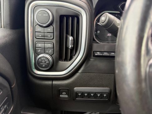 Used 2021 GMC Sierra 3500 AT4 w/ AT4 Premium Plus Package image 22