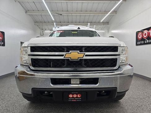 Used 2014 Chevrolet Silverado 3500 W/T RWD image 3