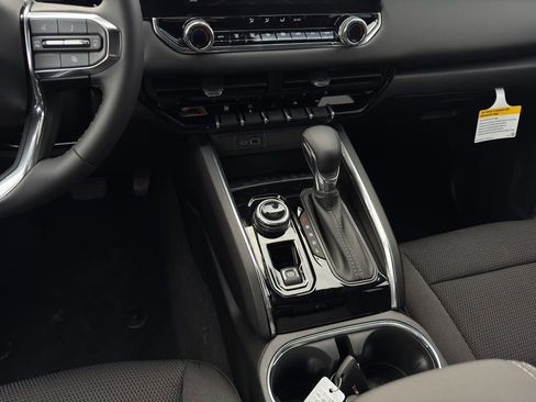 New 2026 GMC Canyon Elevation w/ Convenience Package image 15